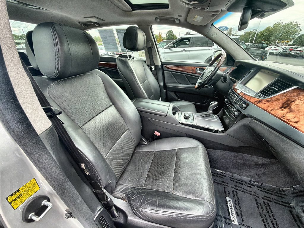 Used 2015 Hyundai Equus Ultimate RWD image 25