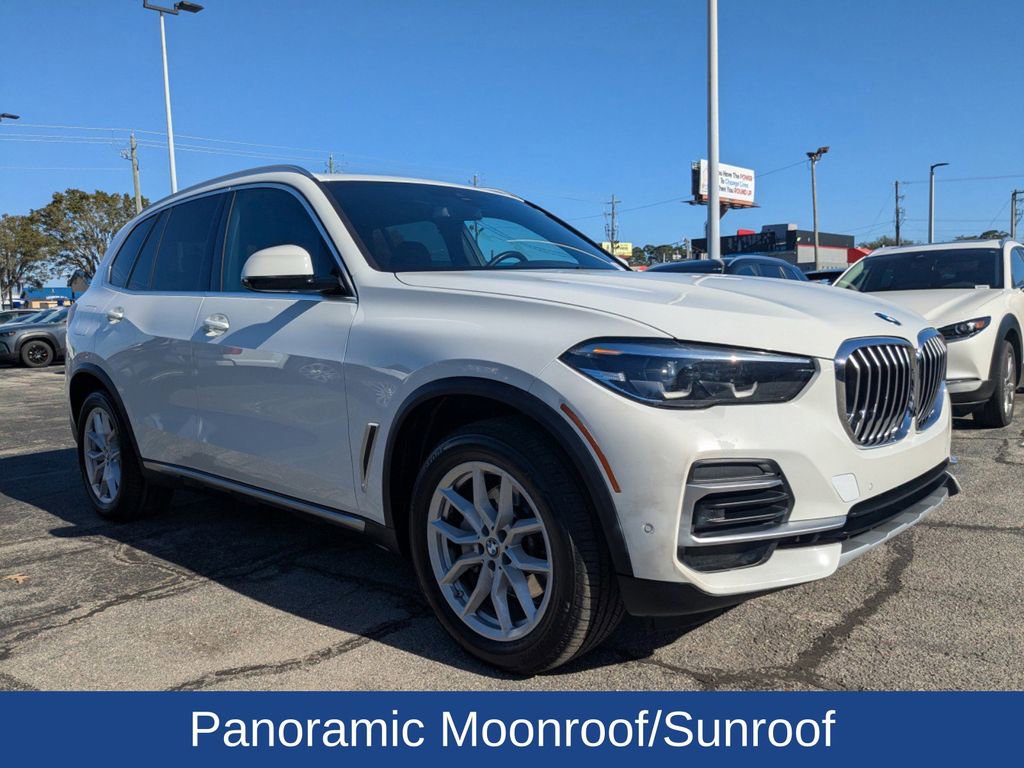 Used 2023 BMW X5 sDrive40i w/ Parking Assistance Package image 2
