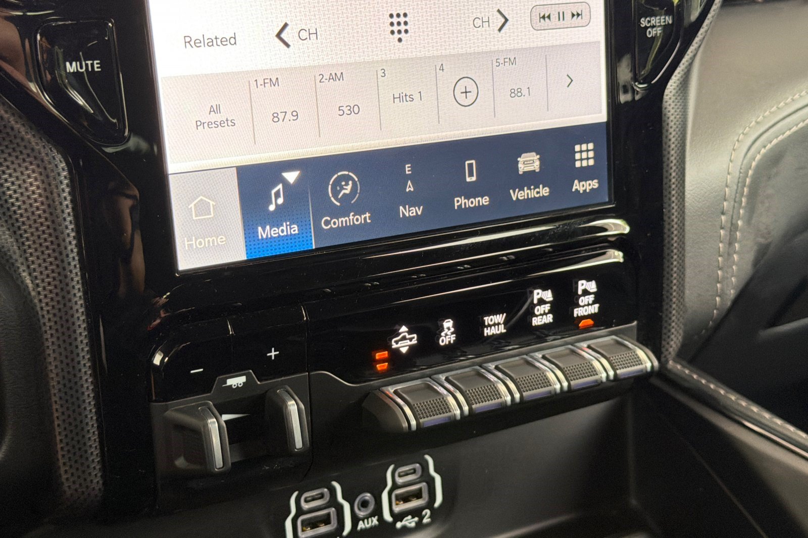Used 2023 RAM 1500 Limited AWD/4WD image 25