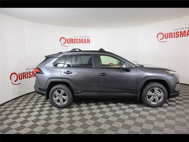 Used 2025 Toyota RAV4 XLE image 11