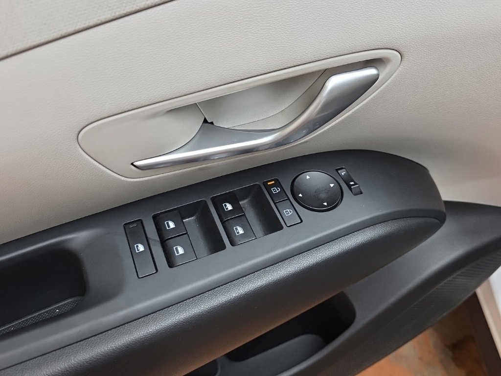 Used 2025 Hyundai Tucson SEL image 10