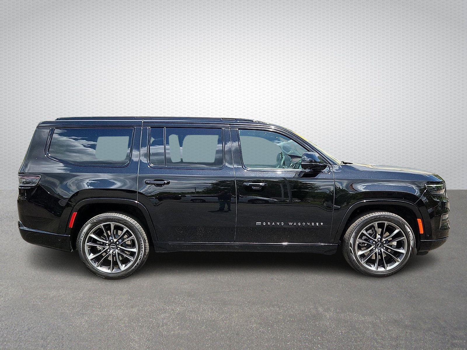 Certified 2024 Jeep Grand Wagoneer Series II w/ Quick Order Packagew 28T AWD/4WD image 7