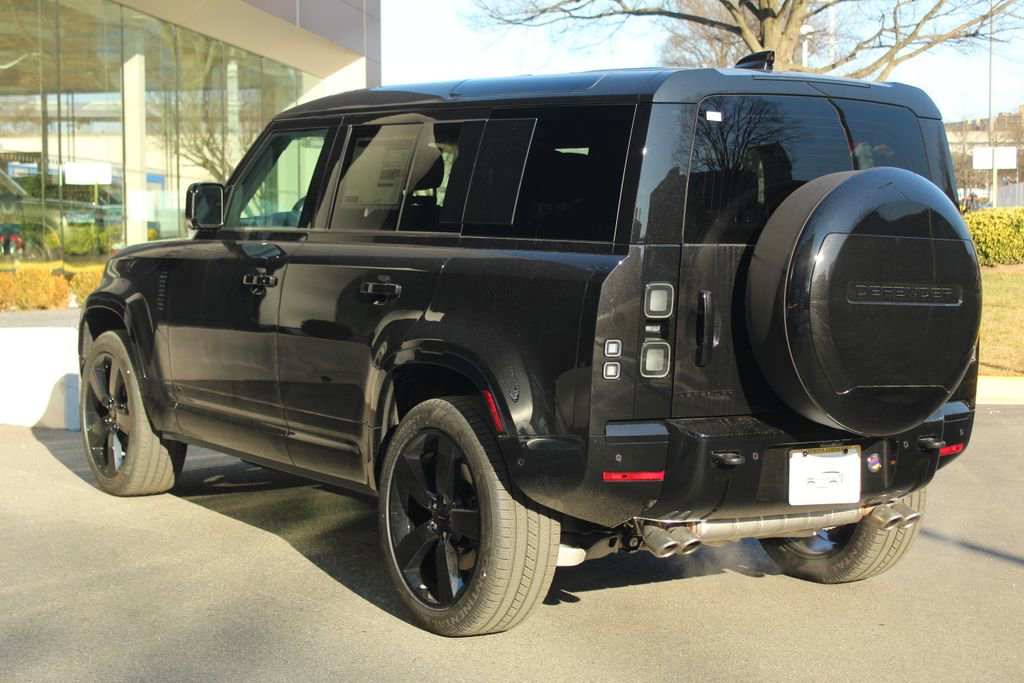 New 2026 Land Rover Defender 110 V8 image 11