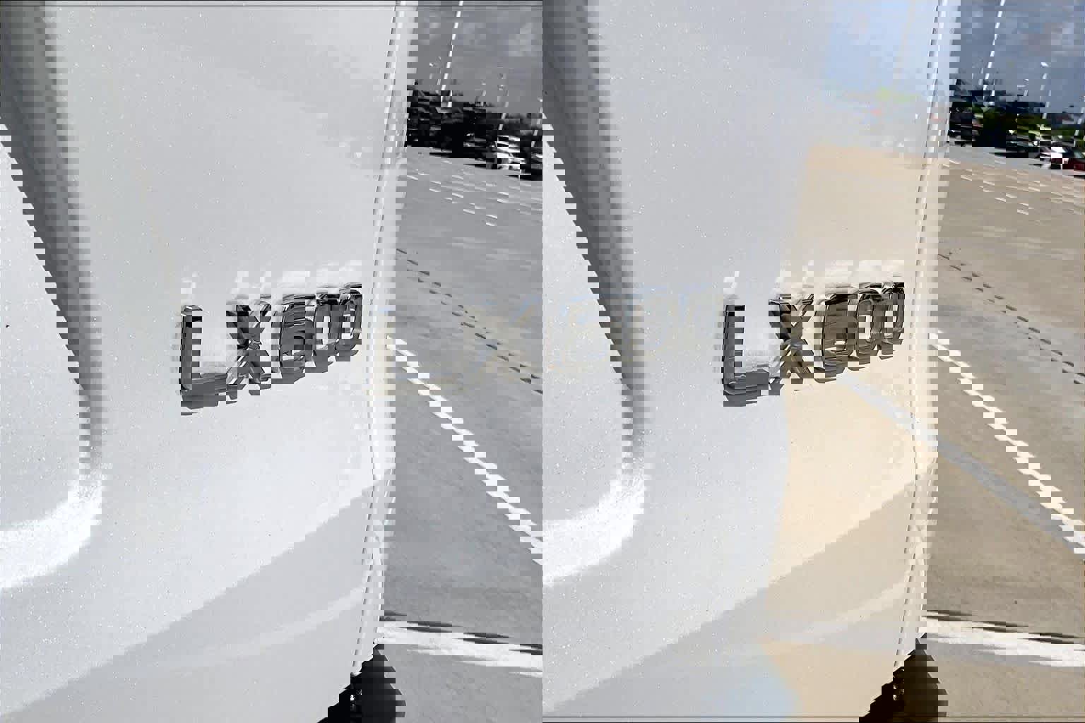 Used 2023 Lexus LX 600 4WD w/ Appearance Package image 28