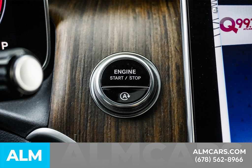 Used 2024 Mercedes-Benz GLC 300 4MATIC w/ AMG Line image 29