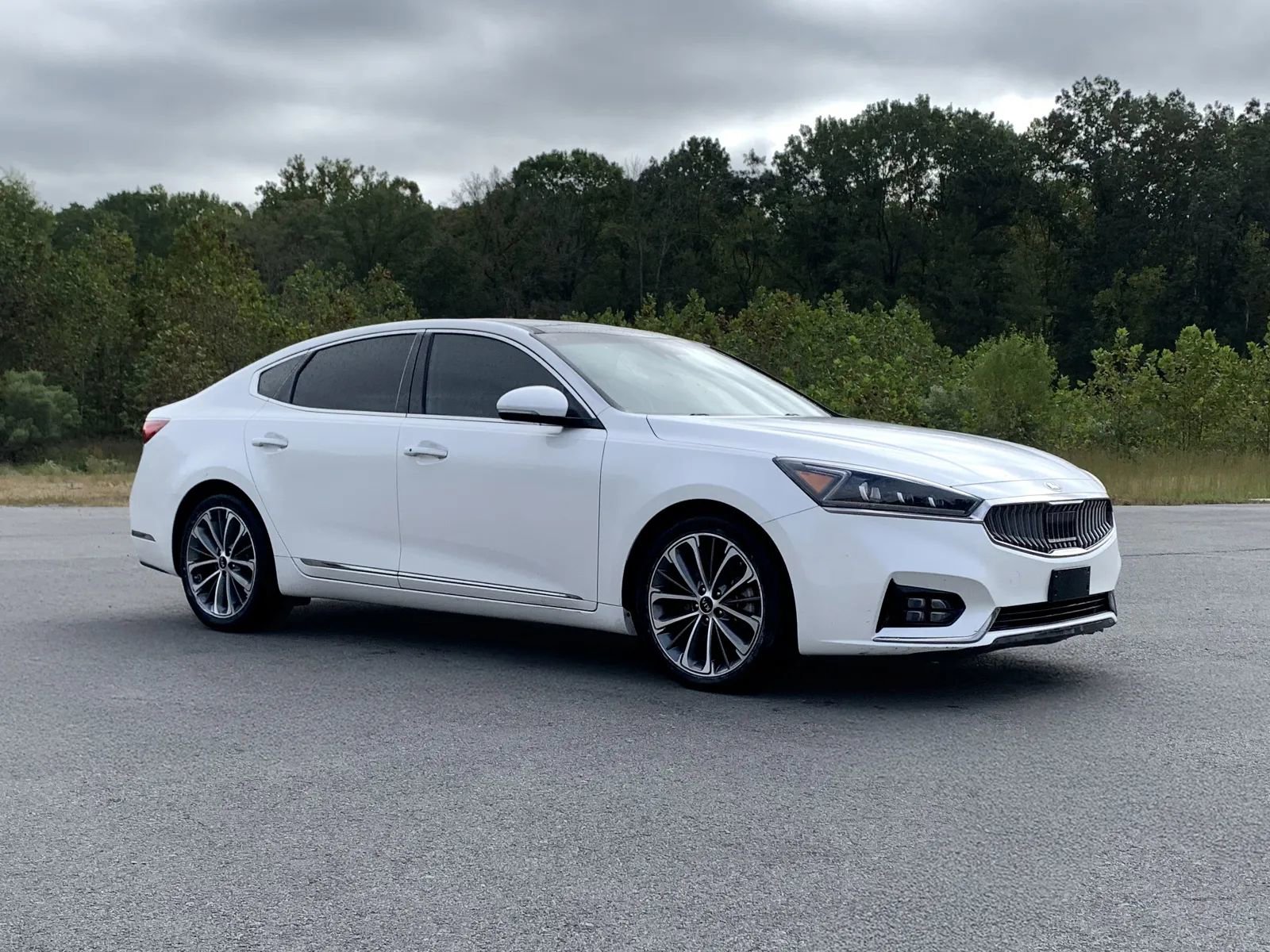 Used 2019 Kia Cadenza Technology video 1