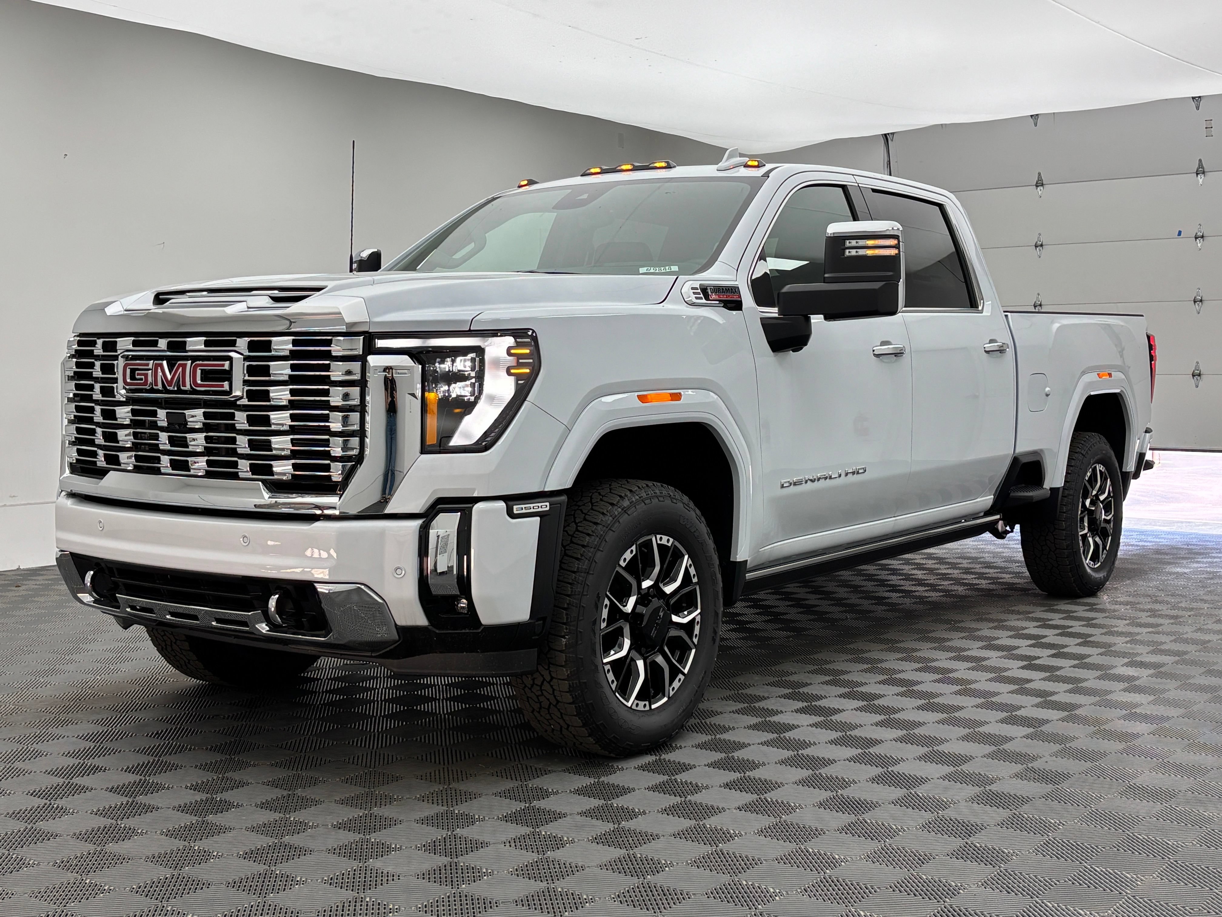 New 2026 GMC Sierra 3500 Denali w/ Denali Reserve Package AWD/4WD video 2