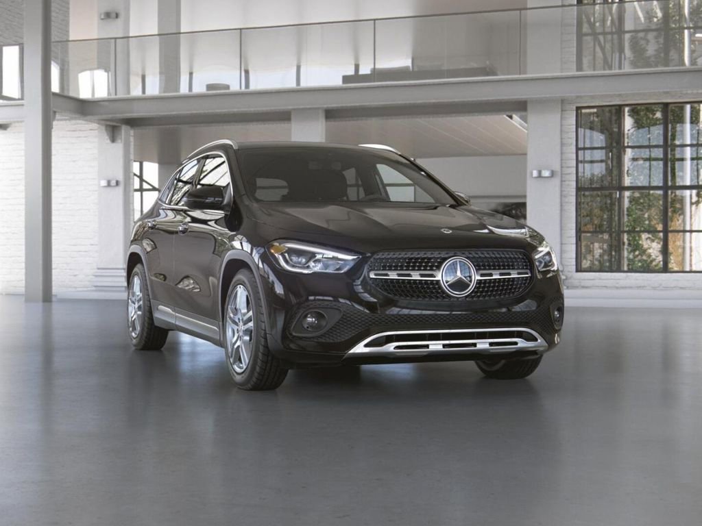 Used 2023 Mercedes-Benz GLA 250 4MATIC image 10