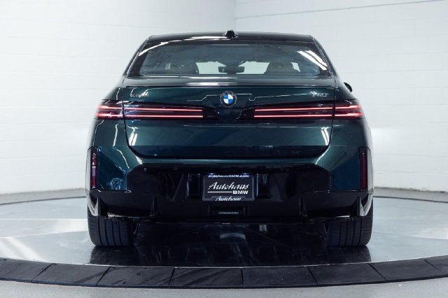 New 2027 BMW 740i xDrive w/ Executive Package AWD/4WD image 10