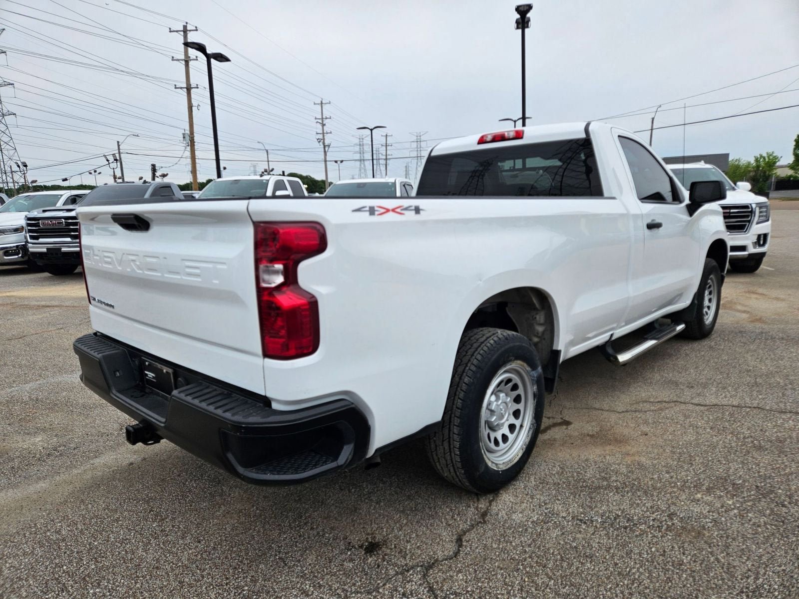 Used 2025 Chevrolet Silverado 1500 W/T w/ Trailering Package AWD/4WD image 7