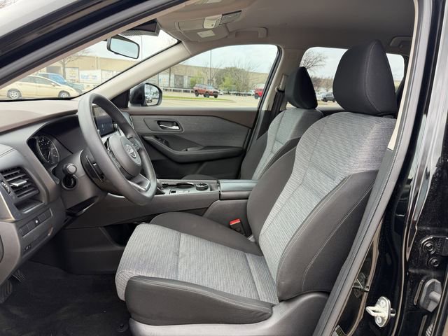 Used 2023 Nissan Rogue SV image 24