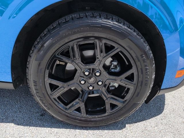 Certified 2025 Ford Maverick XLT w/ Black Appearance Package AWD/4WD image 11