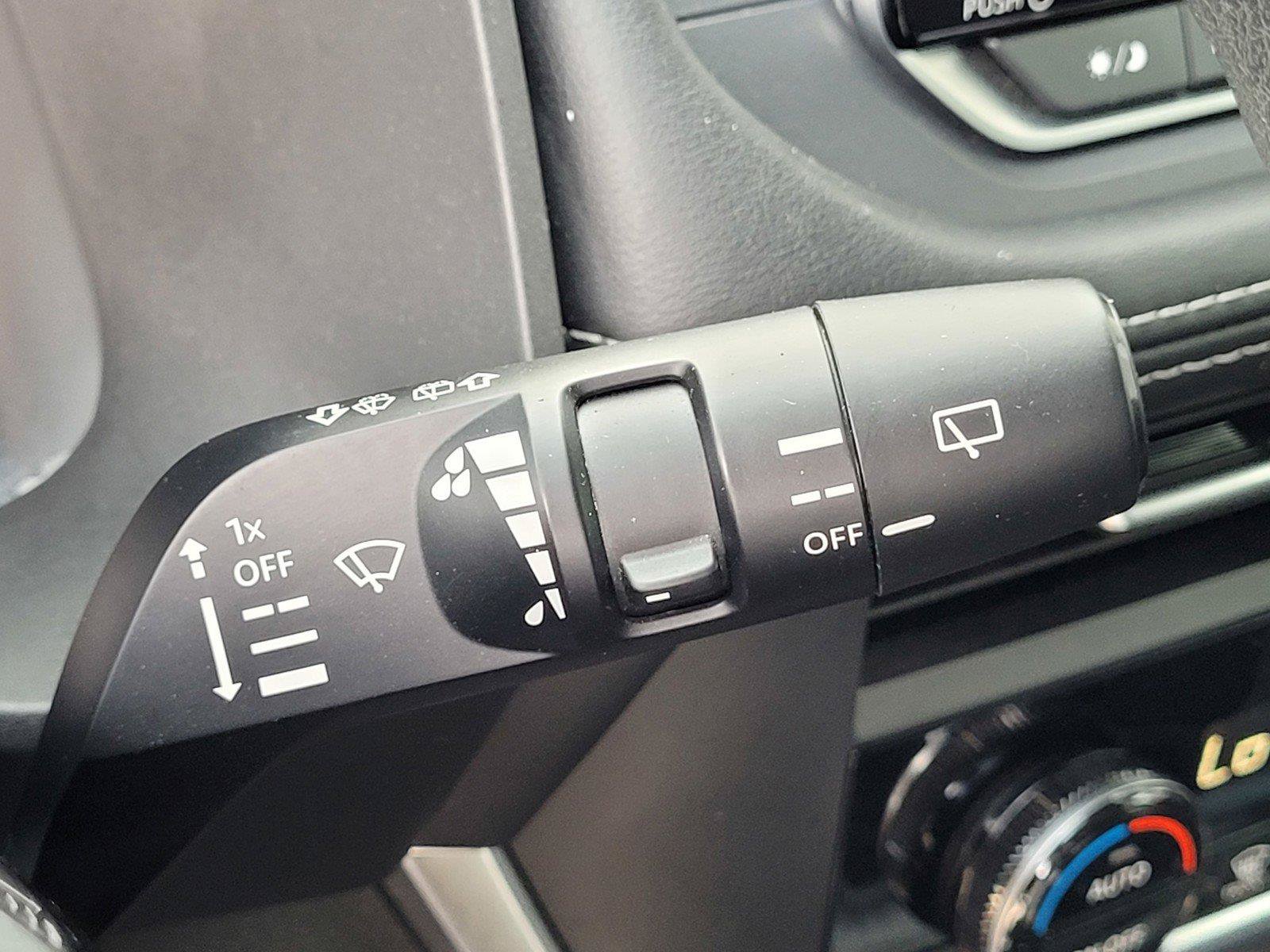 Used 2023 Nissan Rogue SV AWD/4WD image 30