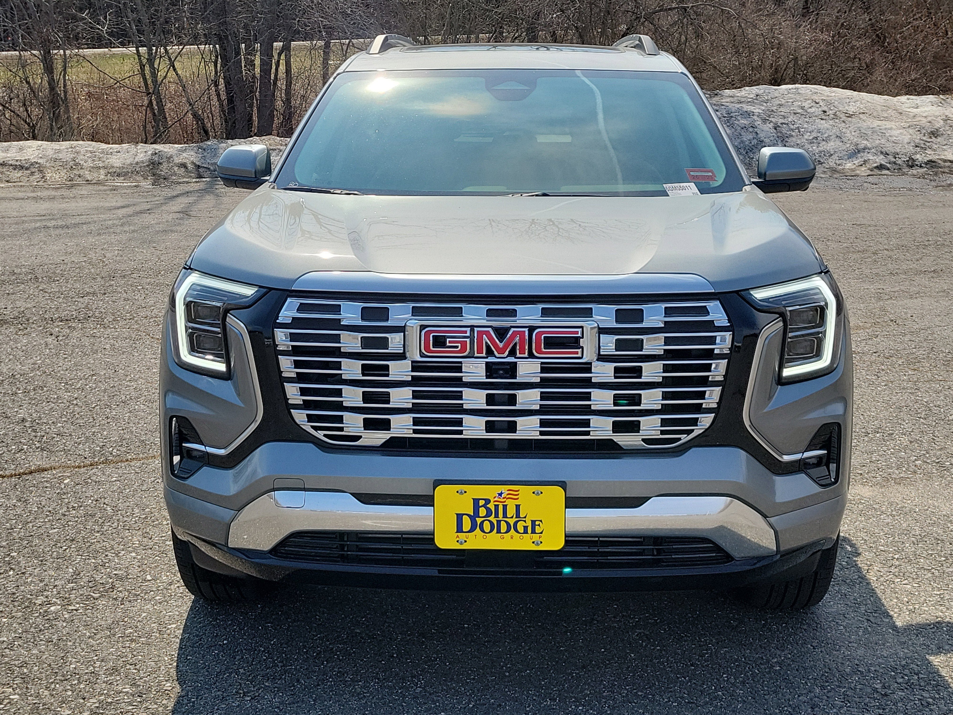 New 2026 GMC Terrain Denali w/ LPO, Floor Liner Package AWD/4WD image 10