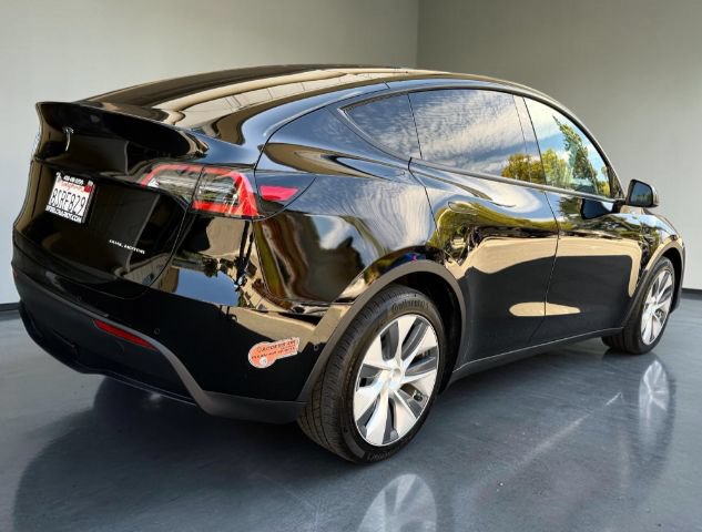 Used 2020 Tesla Model Y Long Range AWD/4WD image 6