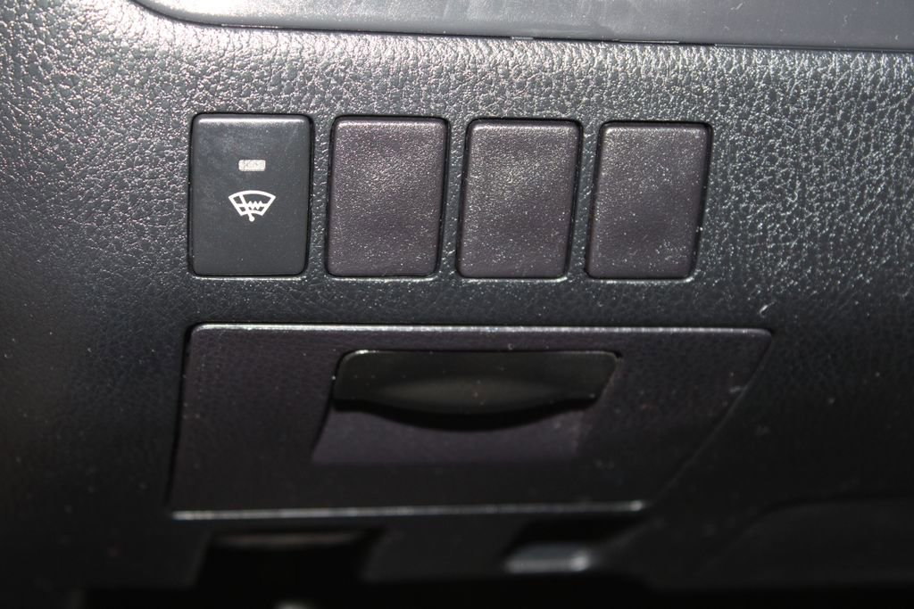 Used 2019 Toyota Highlander XLE image 10