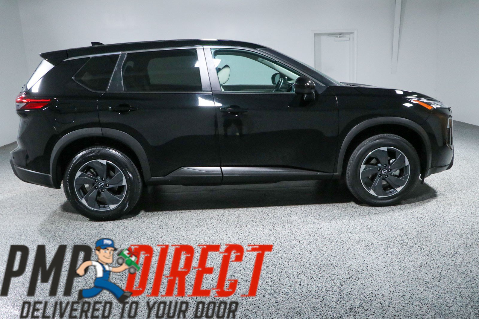 Used 2024 Nissan Rogue SV FWD image 6