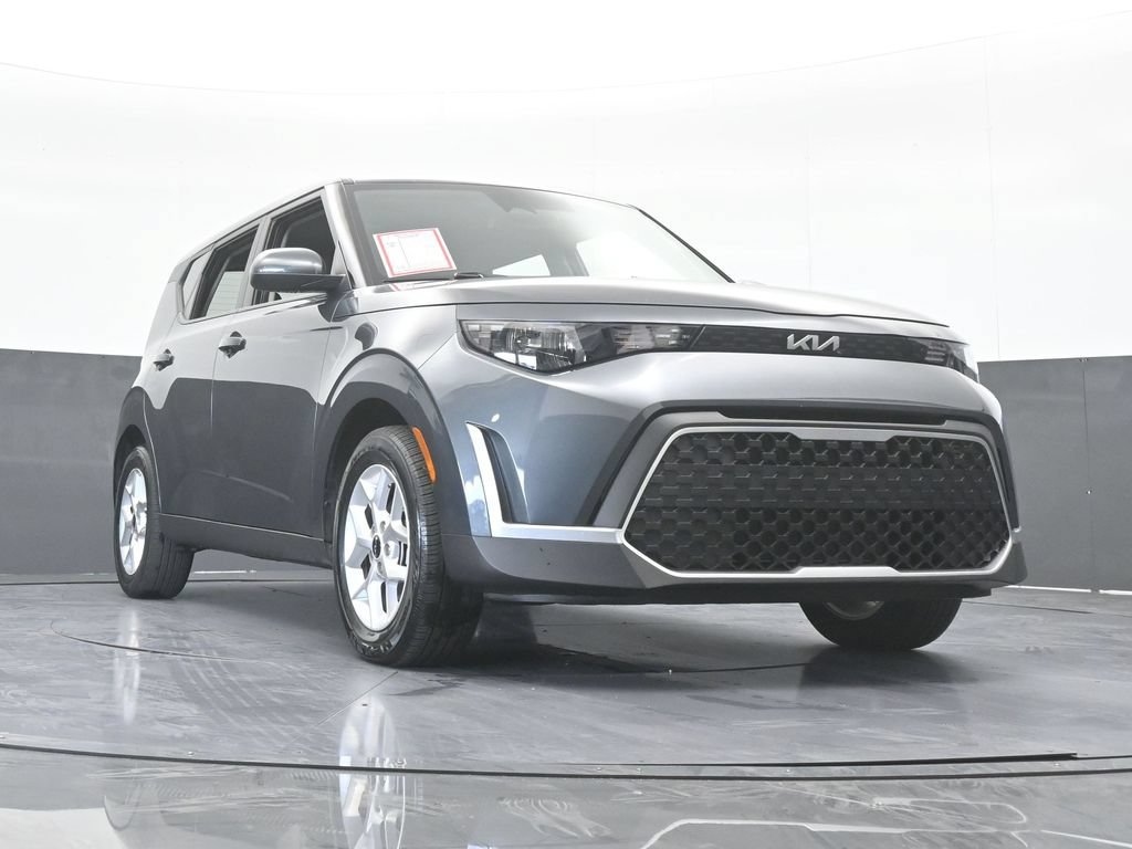 Used 2024 Kia Soul LX w/ Option Group 015 FWD image 59