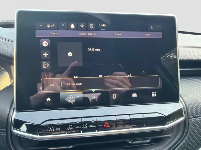 New 2026 Jeep Compass Latitude AWD/4WD image 23