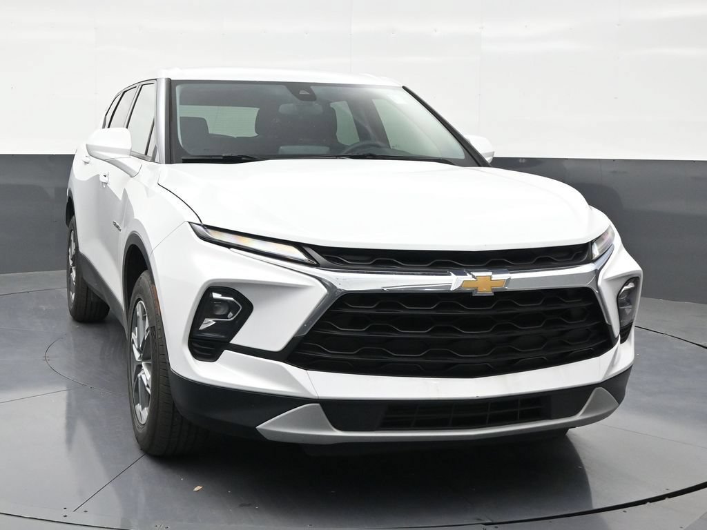 Used 2024 Chevrolet Blazer LT FWD image 7