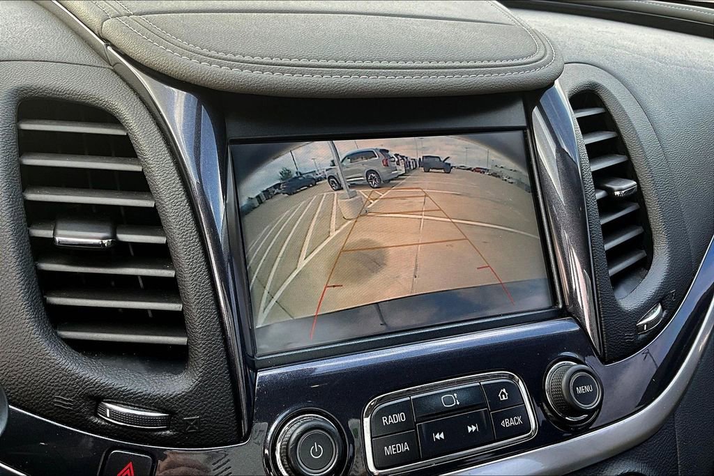 Used 2018 Chevrolet Impala LT image 28