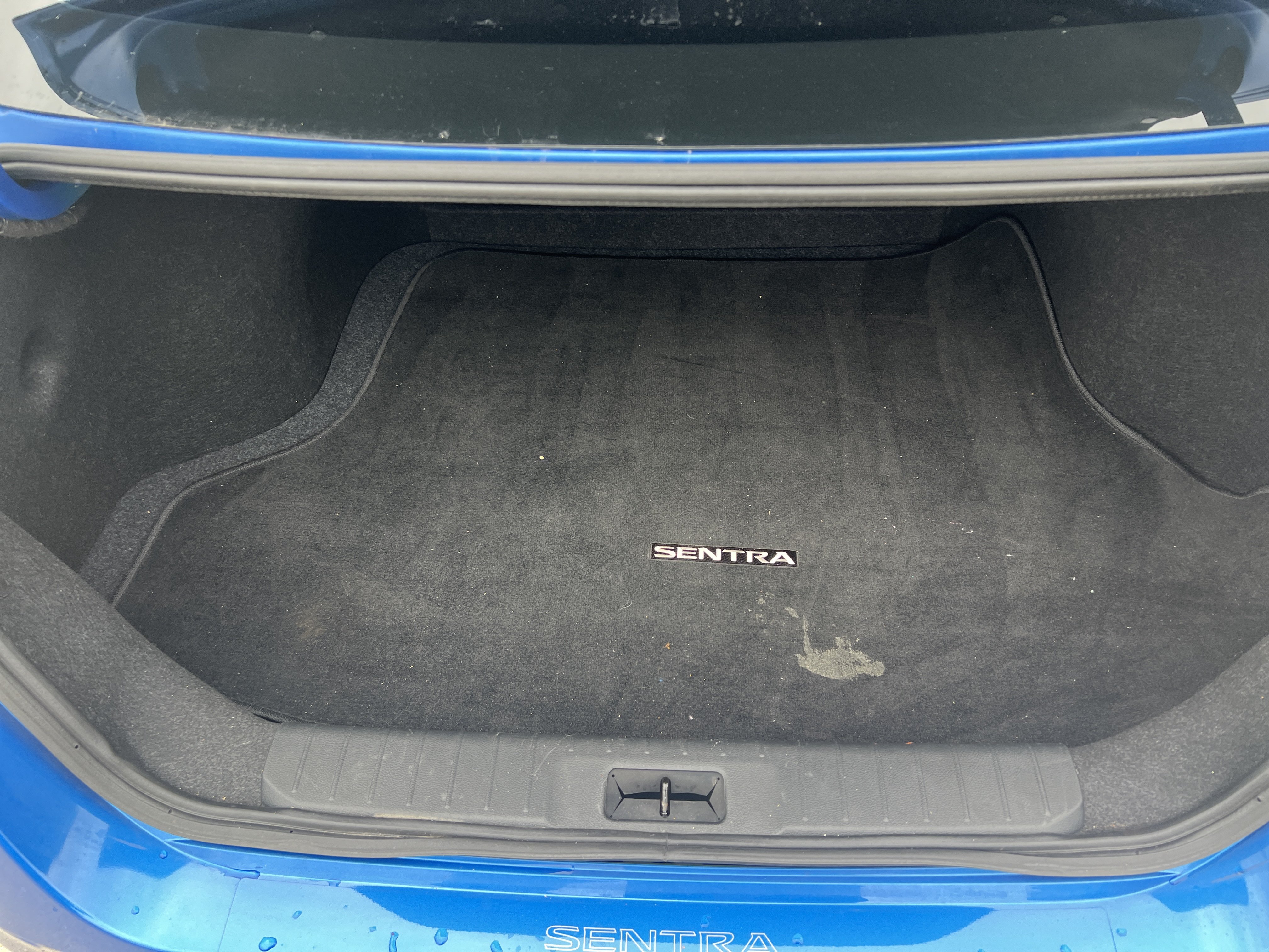 Used 2024 Nissan Sentra SV w/ SV Premium Package FWD image 30