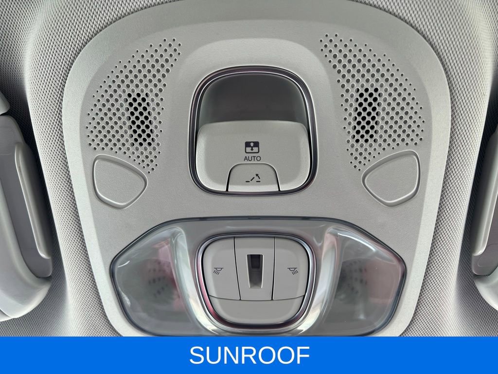 Used 2021 FIAT 500X Trekking Plus w/ Premium Group image 29