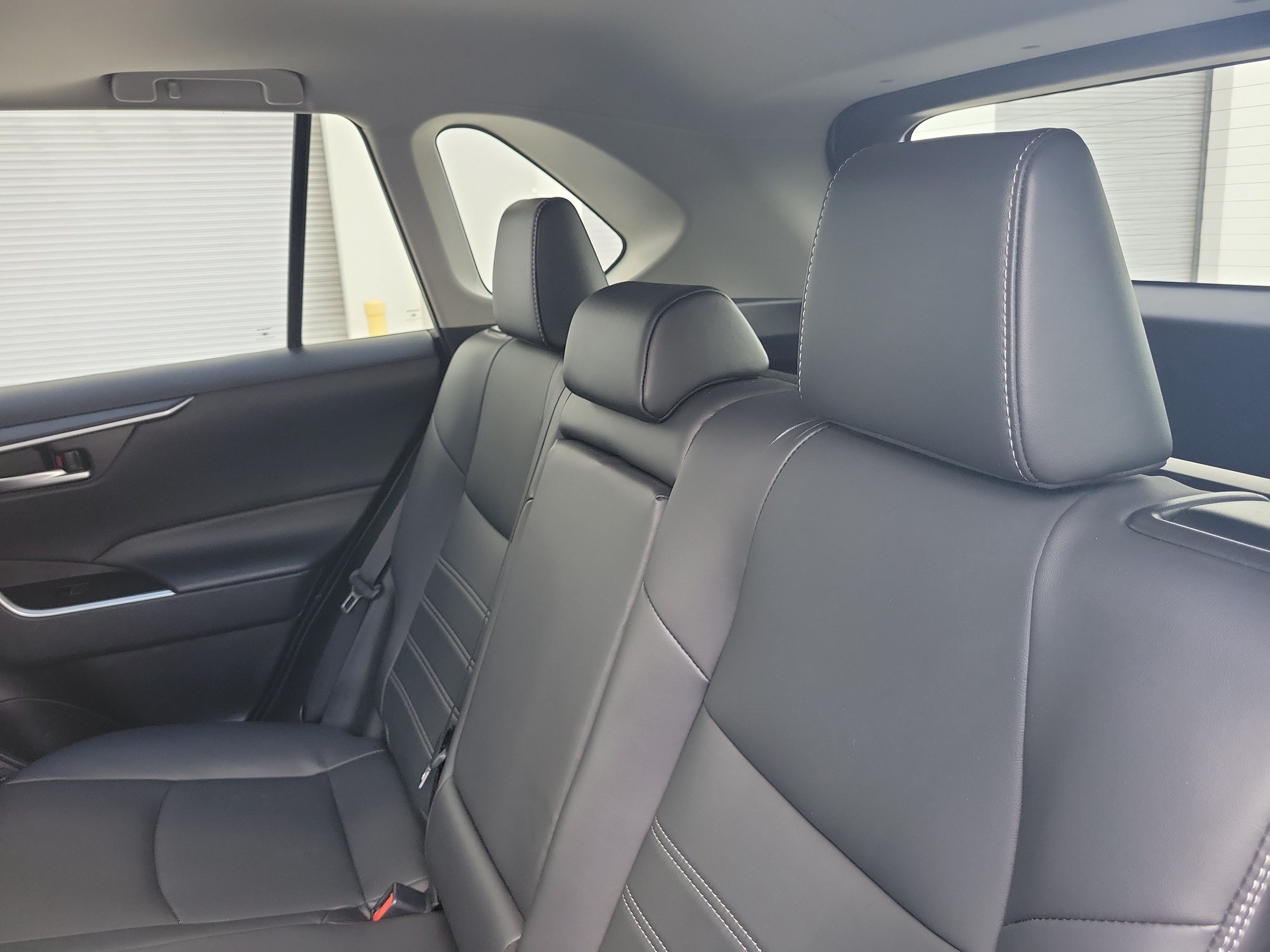 Used 2024 Toyota RAV4 XLE Premium FWD image 14