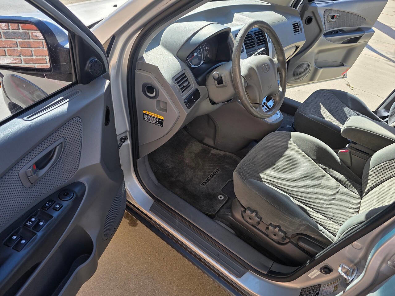 Used 2008 Hyundai Tucson SE image 9