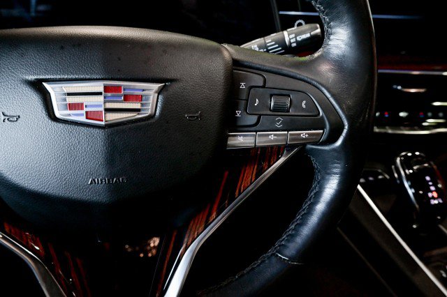 Used 2023 Cadillac Escalade ESV Premium Luxury image 43