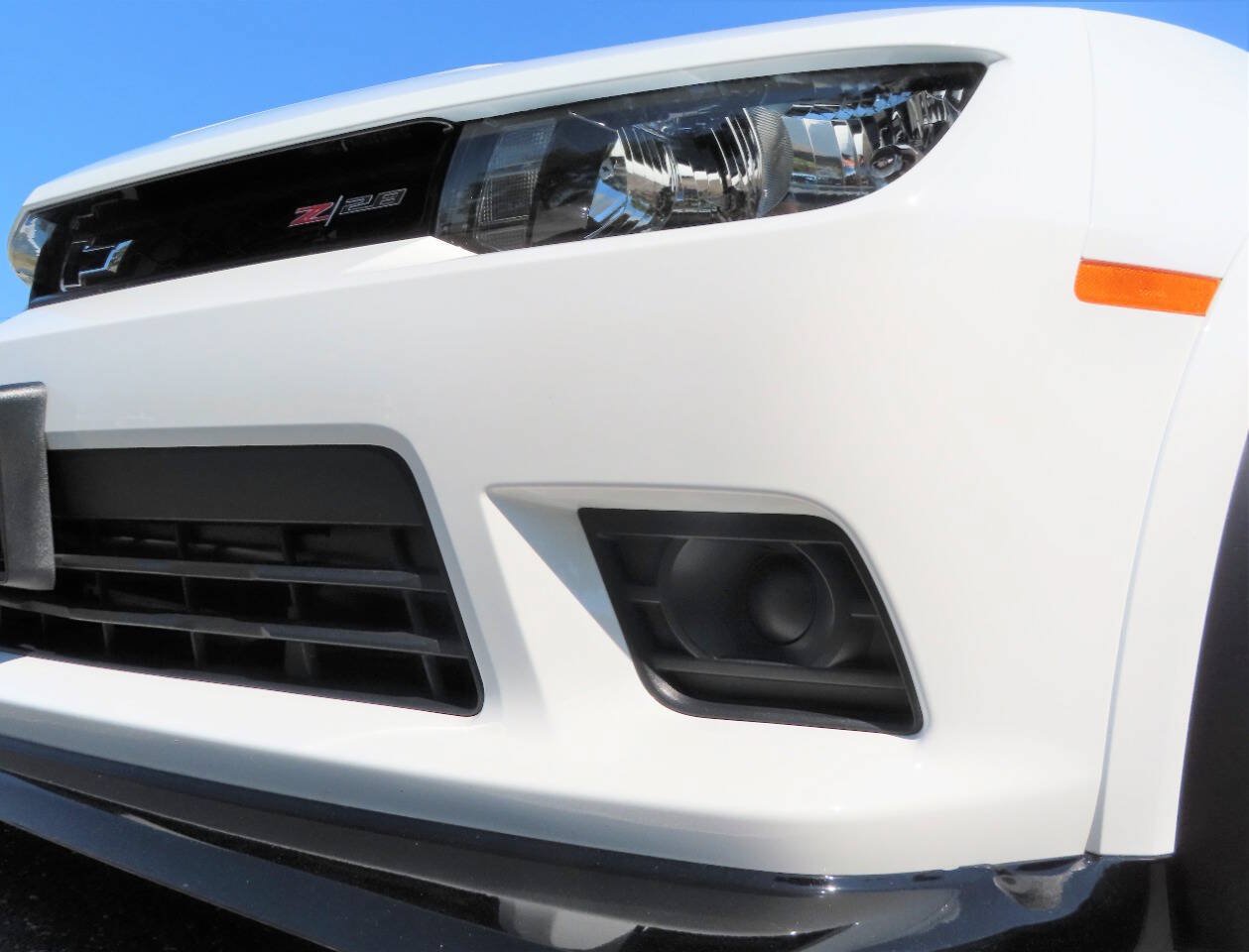 Used 2015 Chevrolet Camaro Z/28 RWD image 10