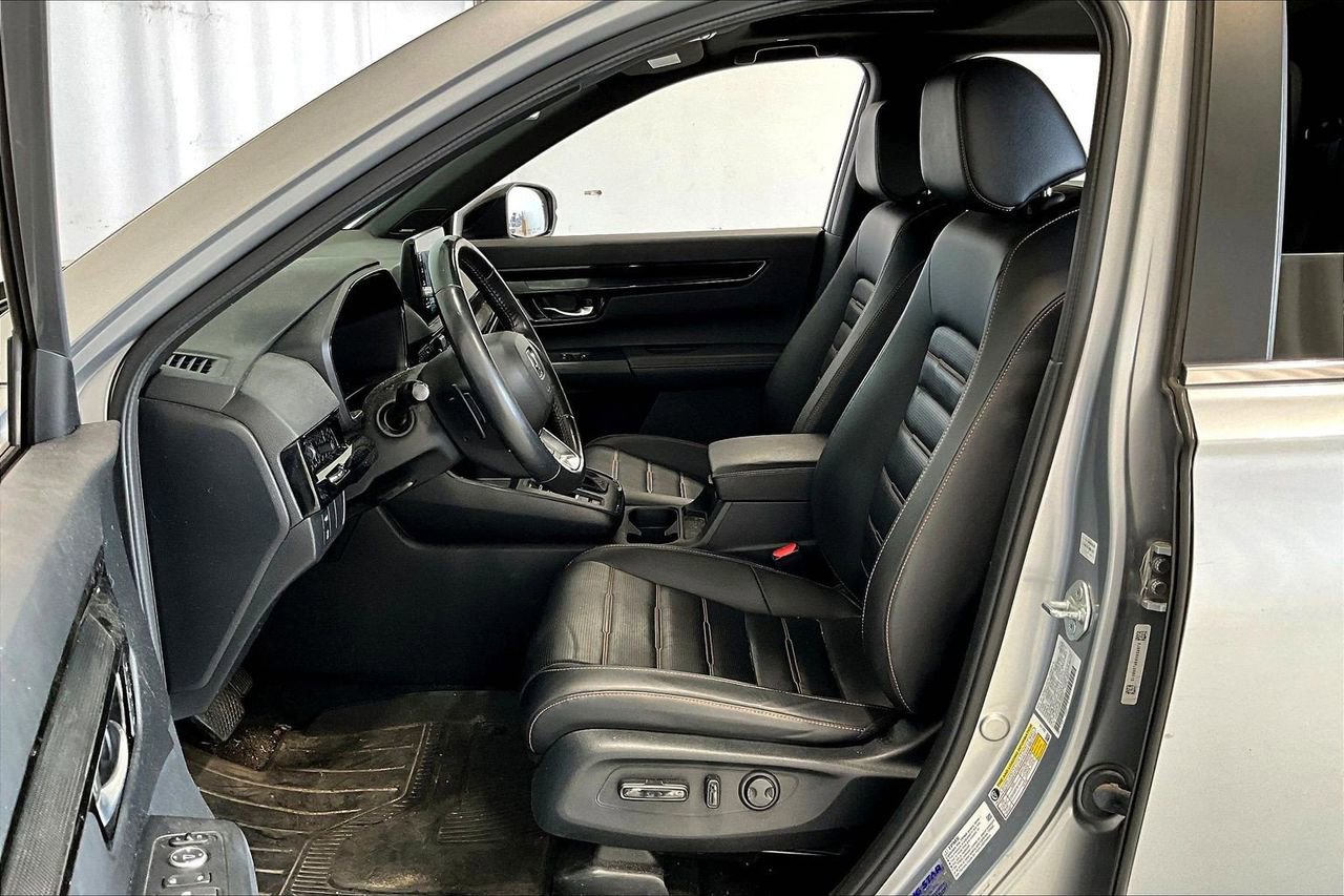 Used 2023 Honda CR-V Sport Touring image 15