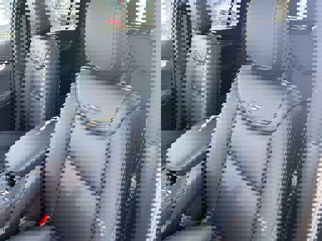 Certified 2024 Cadillac XT6 Luxury image 11