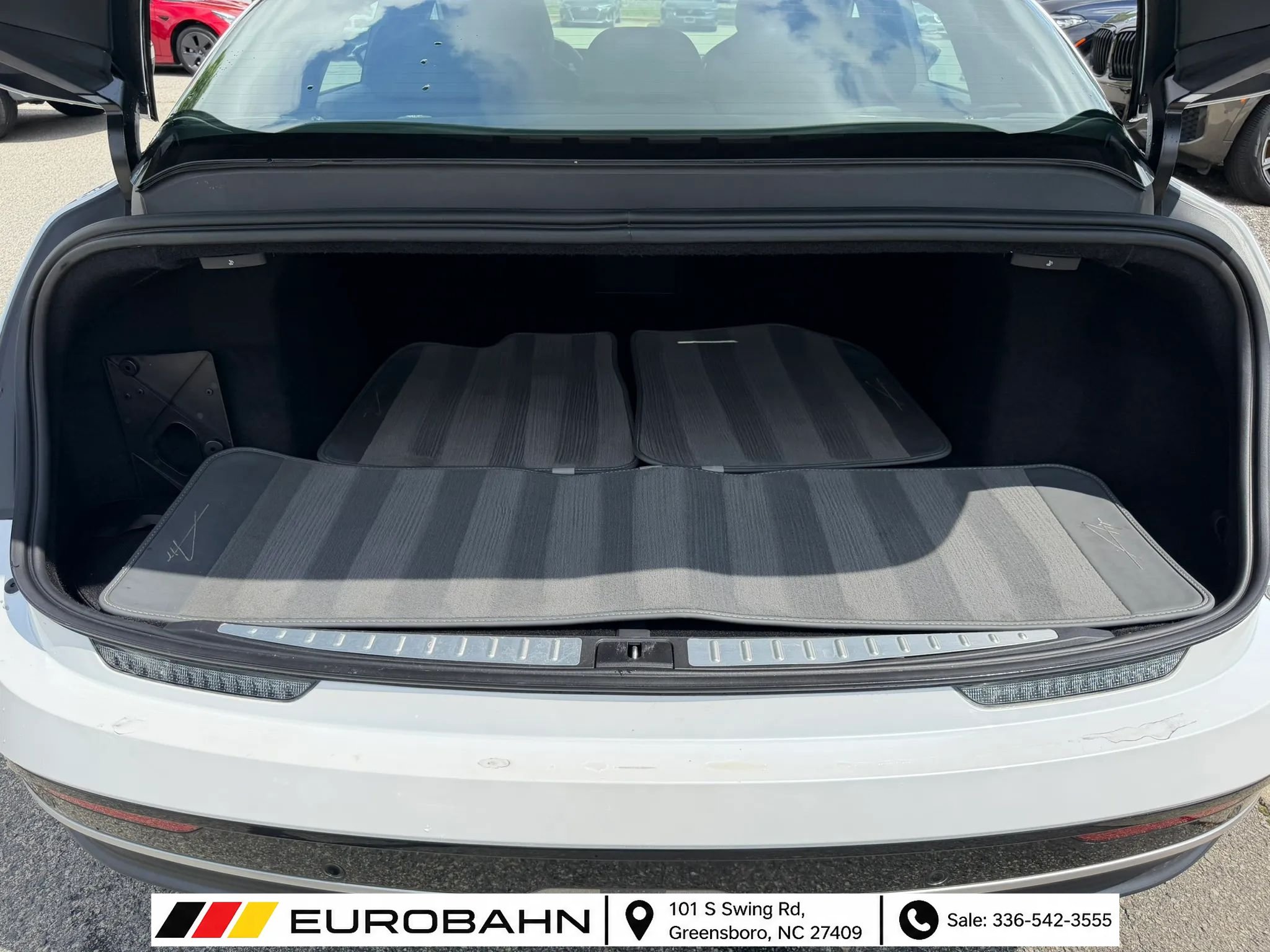 Used 2024 Lucid Air Touring AWD/4WD image 26