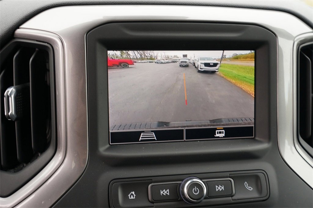 Used 2024 Chevrolet Silverado 2500 Custom w/ Custom Value Package image 28