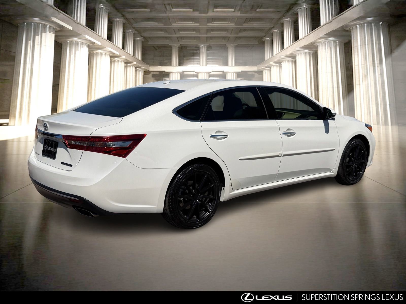 Used 2018 Toyota Avalon Touring w/ Carpet Mat Package image 4