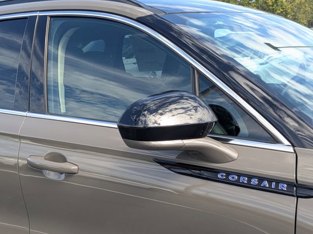 New 2025 Lincoln Corsair Grand Touring image 12