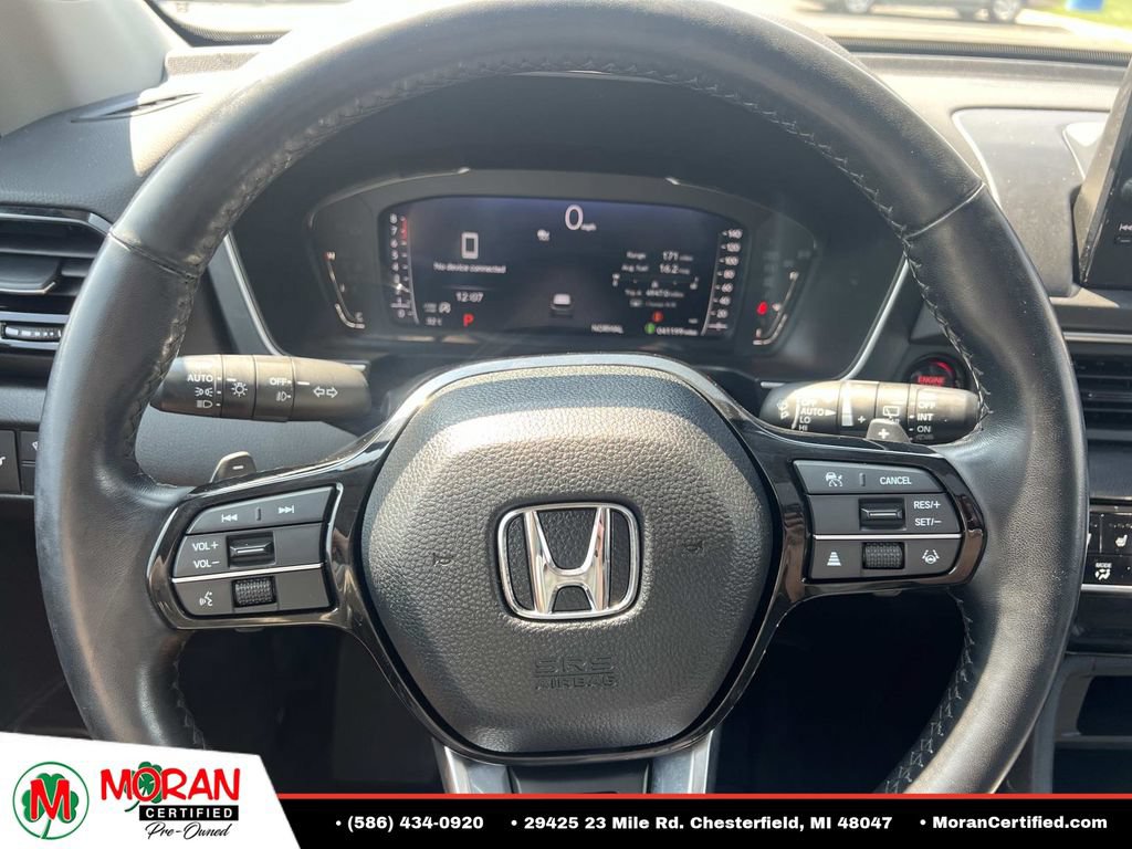 Used 2023 Honda Pilot Touring image 18