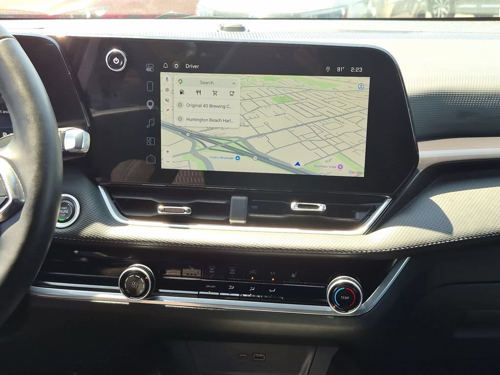 Used 2025 Chevrolet Equinox LT FWD image 19