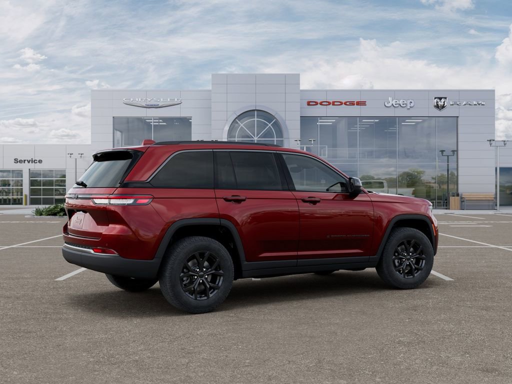 New 2026 Jeep Grand Cherokee Altitude image 4