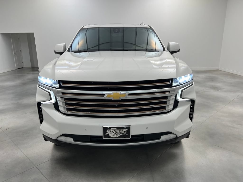 Used 2022 Chevrolet Tahoe High Country AWD/4WD image 3
