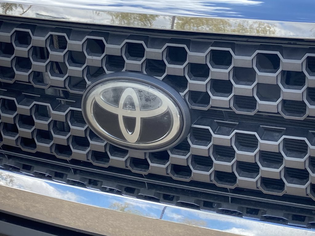 Used 2020 Toyota Tundra SR5 w/ SR5 Upgrade Package RWD image 24