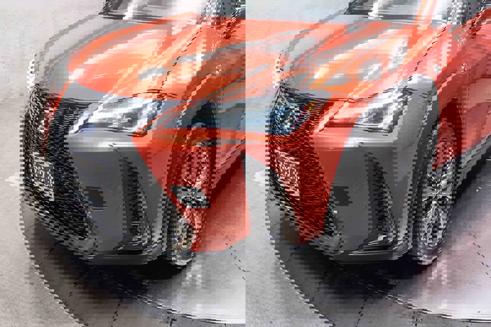 Used 2020 Lexus UX 250h F Sport w/ F Sport Premium Package image 11