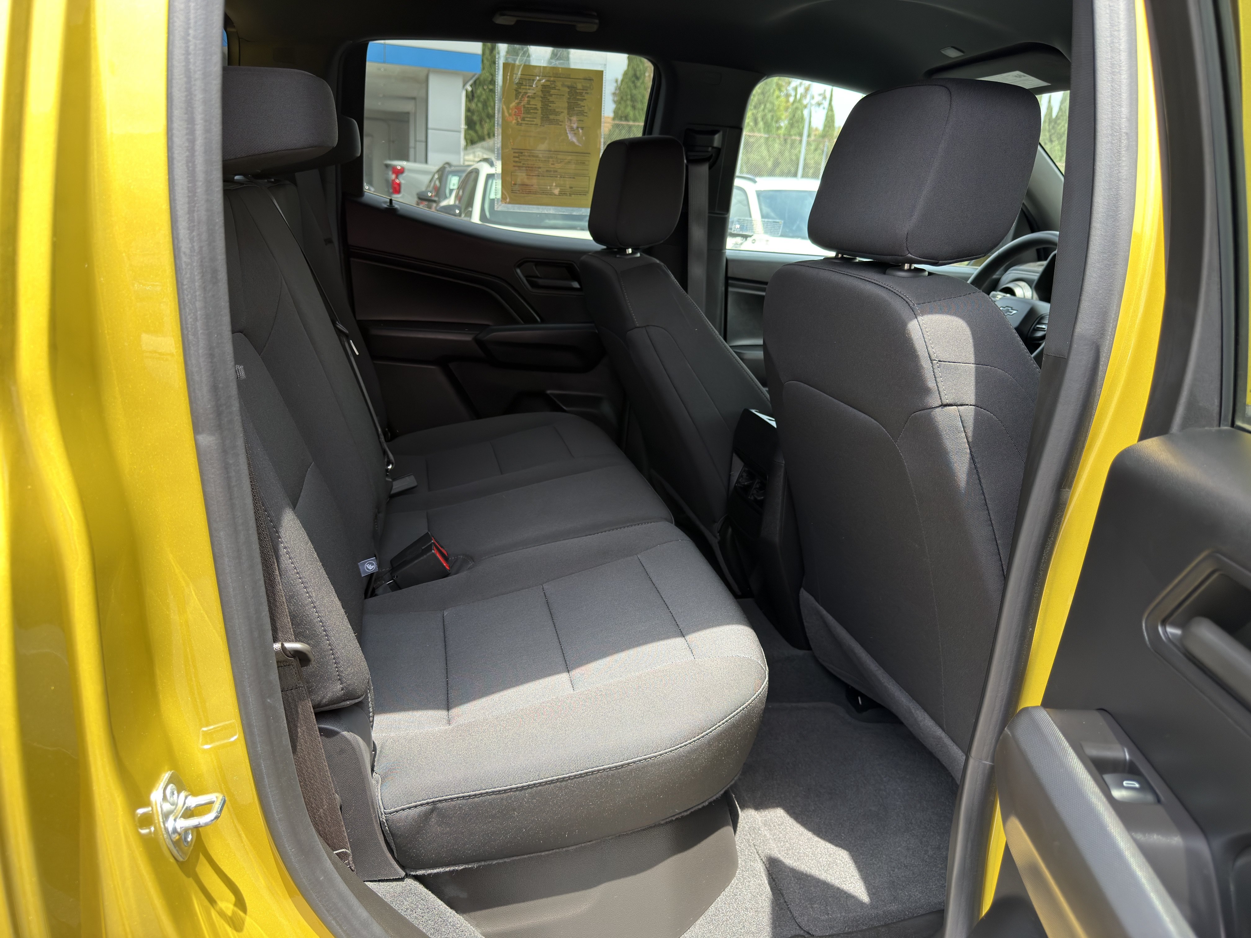 Used 2024 Chevrolet Colorado Trail Boss w/ LPO, Dark Essentials Package AWD/4WD image 12