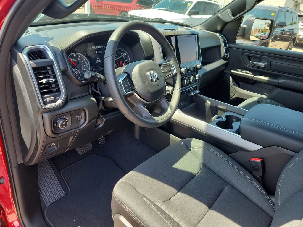 New 2026 RAM 1500 Express AWD/4WD image 14