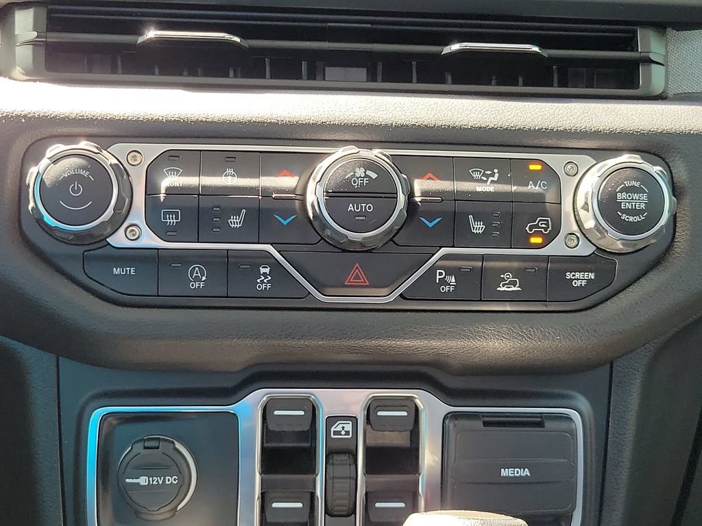 Used 2024 Jeep Gladiator Sport AWD/4WD image 21