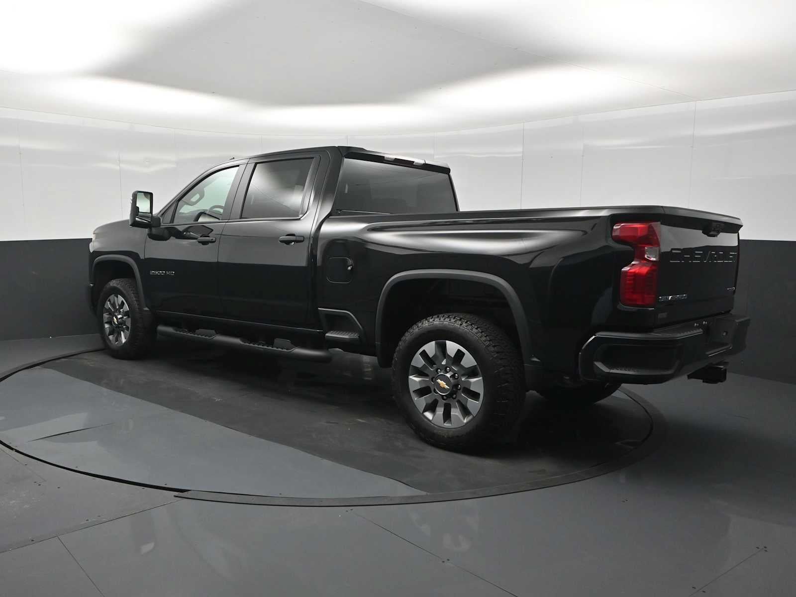 New 2026 Chevrolet Silverado 2500 Custom w/ Custom Convenience Package AWD/4WD image 6
