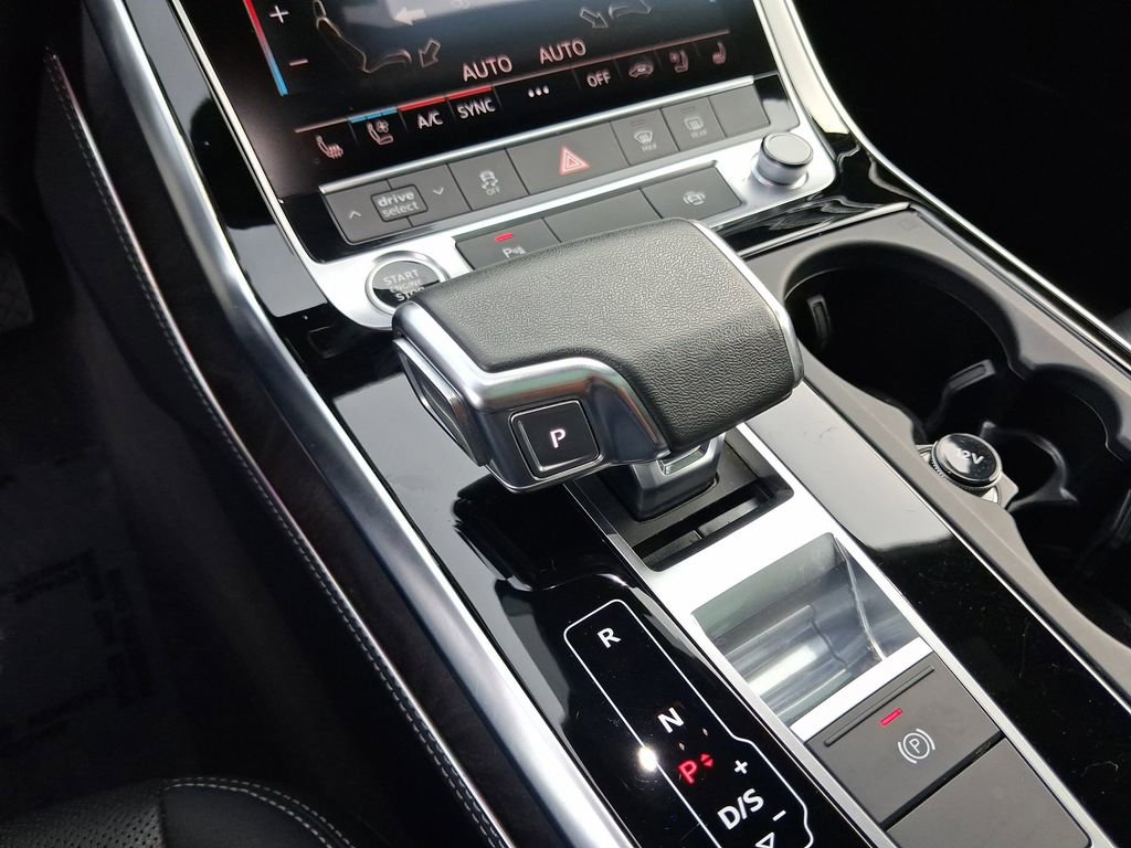 Used 2023 Audi Q8 Premium Plus w/ Premium Plus Package AWD/4WD image 23
