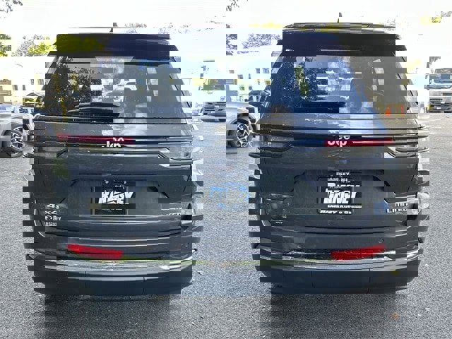 New 2025 Jeep Grand Cherokee Limited image 7