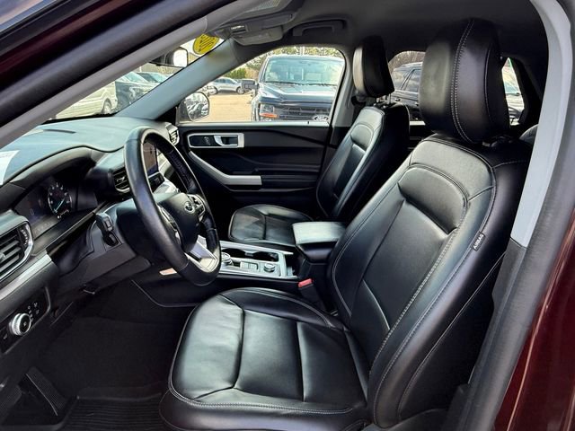 Certified 2023 Ford Explorer XLT w/ Equipment Group 202A image 6